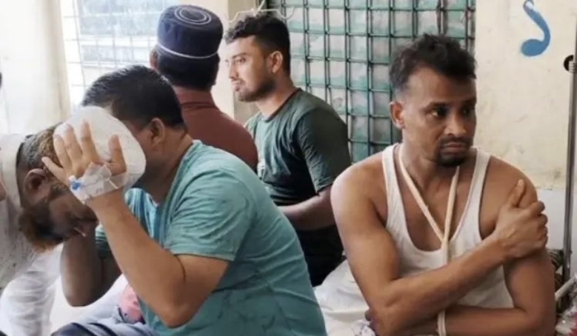 তারেক রহমান ও রুমিন ফারহানার ব্যাঙ্গাত্মক ছবি পোস্ট, বিএনপি-জামায়াত নেতাকর্মীদের সংঘর্ষ