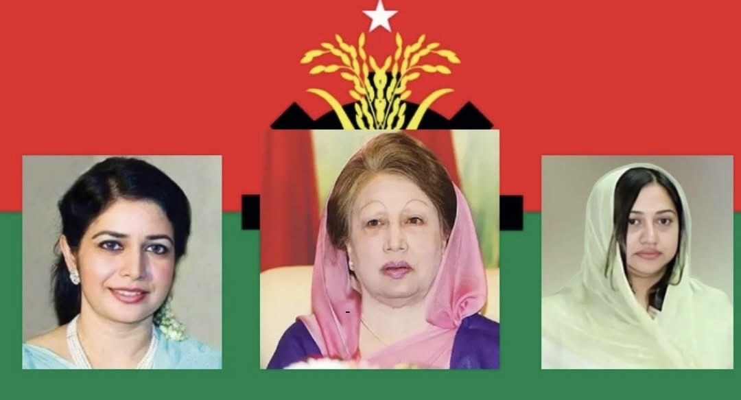 খালেদা জিয়ার পাশে দুই পুত্রবধূ