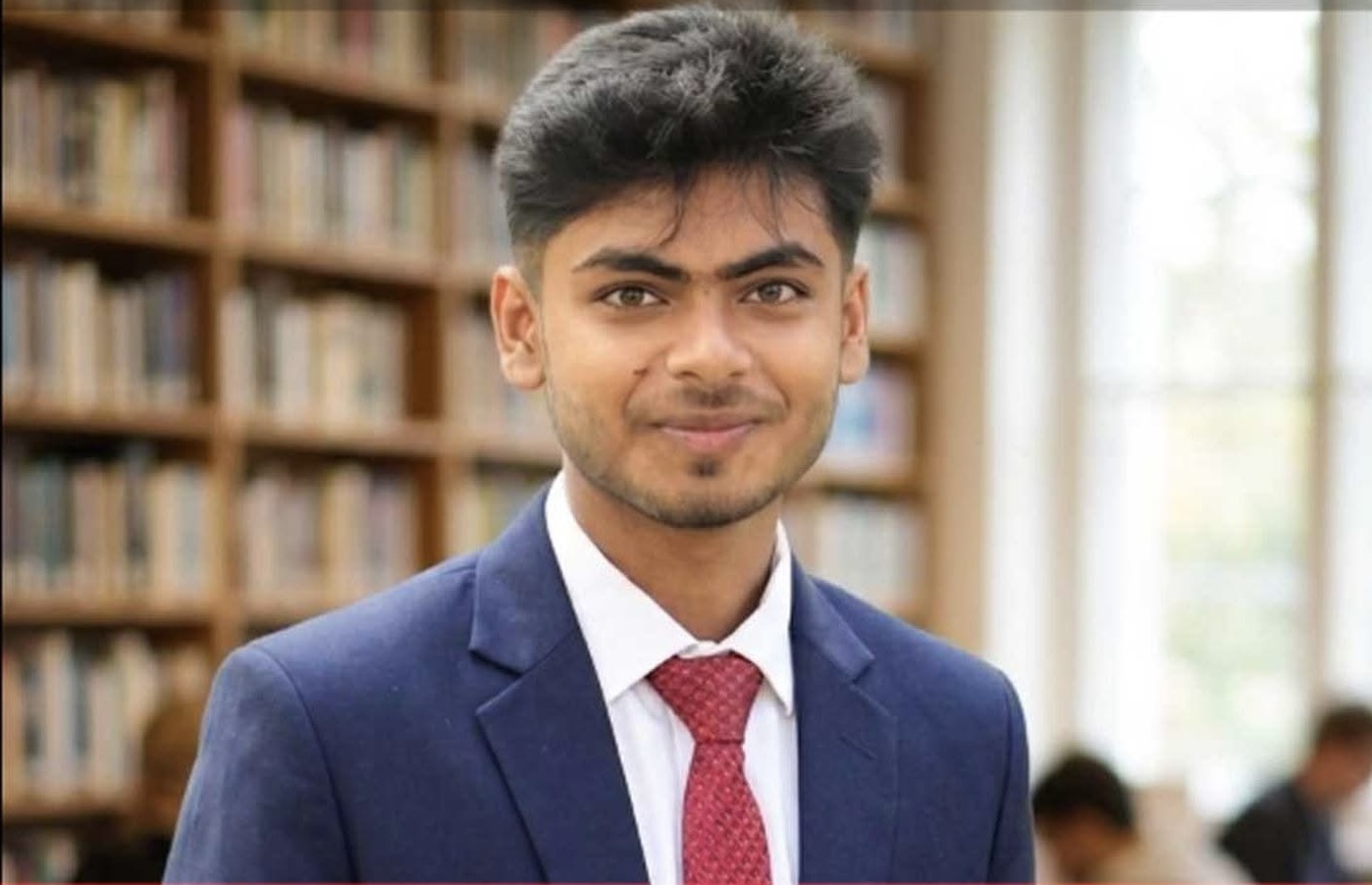 ছাত্রশিবি নেতা ফেসবুকে স্ট্যাটাস দিয়ে পদ...